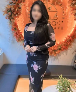 Call Girl Chandigarh Roshni